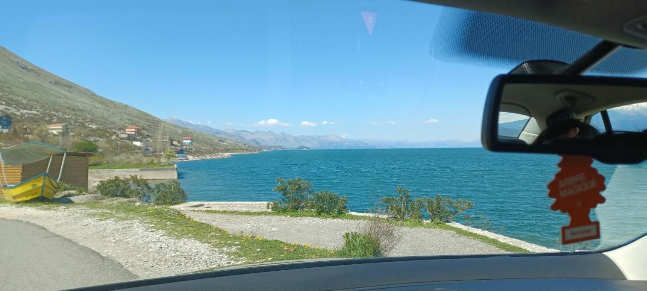 Hyka Stone House Shkoder Bed & Breakfast Bagian luar foto