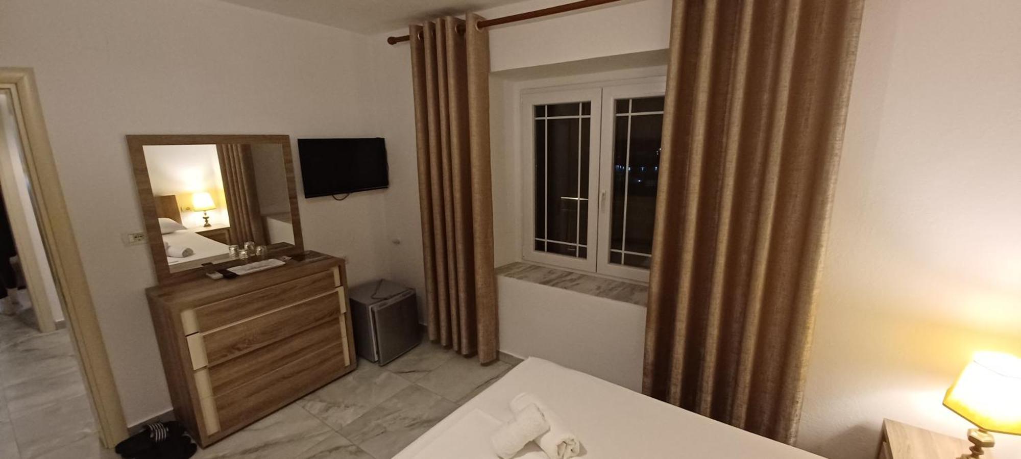 Hyka Stone House Shkoder Bed & Breakfast Bagian luar foto