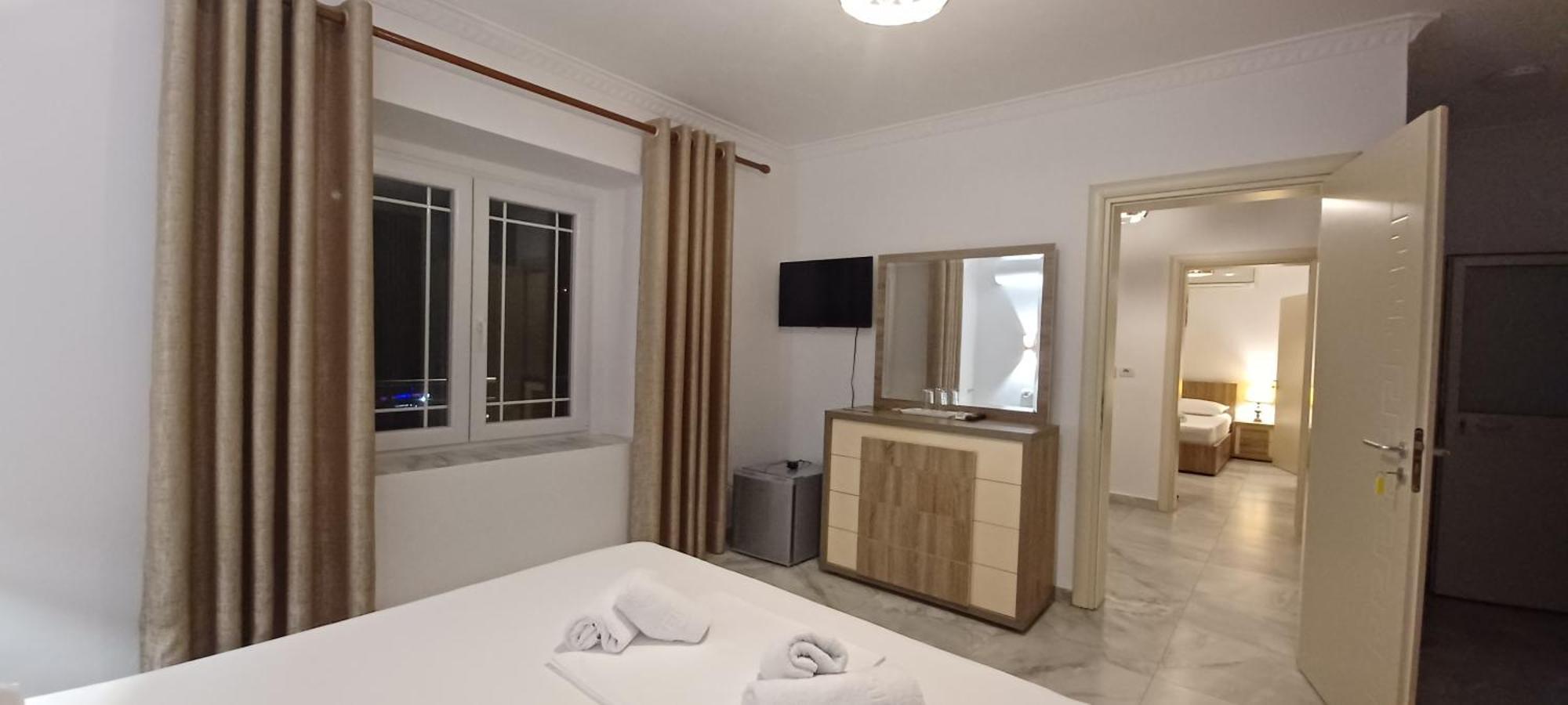 Hyka Stone House Shkoder Bed & Breakfast Bagian luar foto