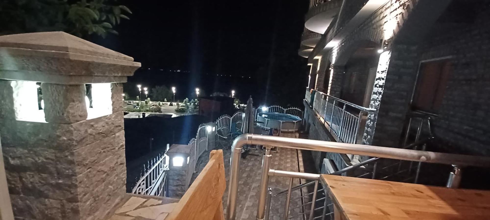 Hyka Stone House Shkoder Bed & Breakfast Bagian luar foto