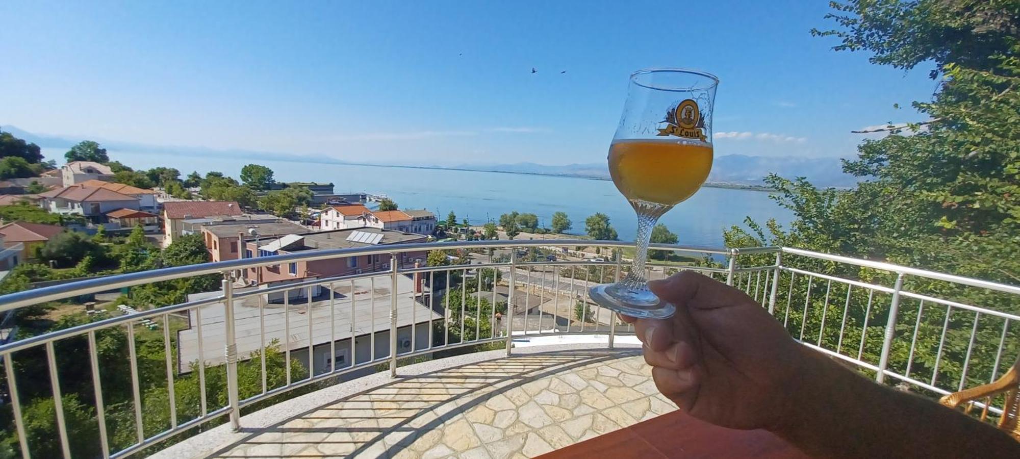 Hyka Stone House Shkoder Bed & Breakfast Bagian luar foto