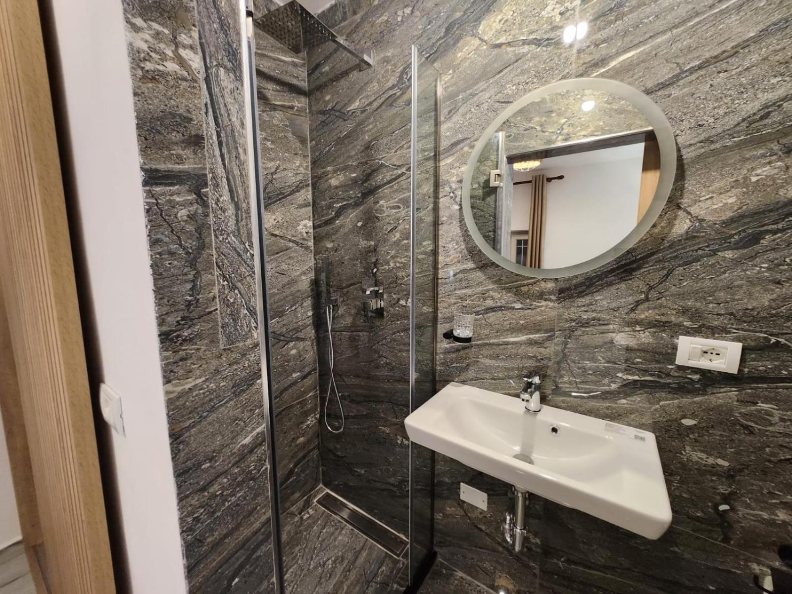 Hyka Stone House Shkoder Bed & Breakfast Bagian luar foto